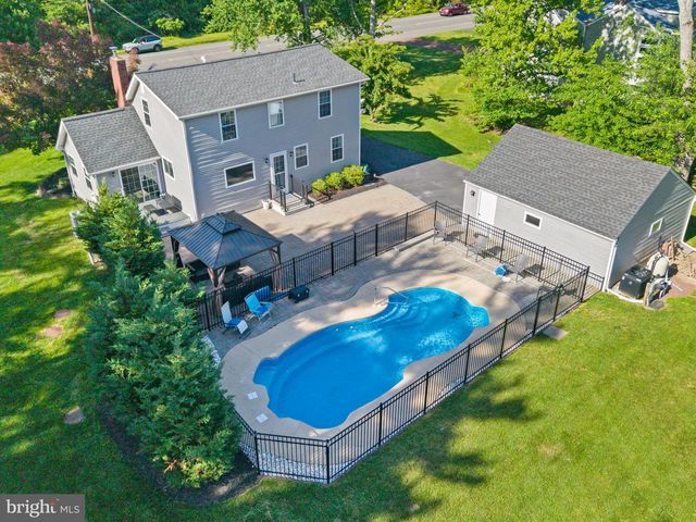 340 WASHINGTON CROSSING PENNINGTON RD, Titusville, NJ 08560
