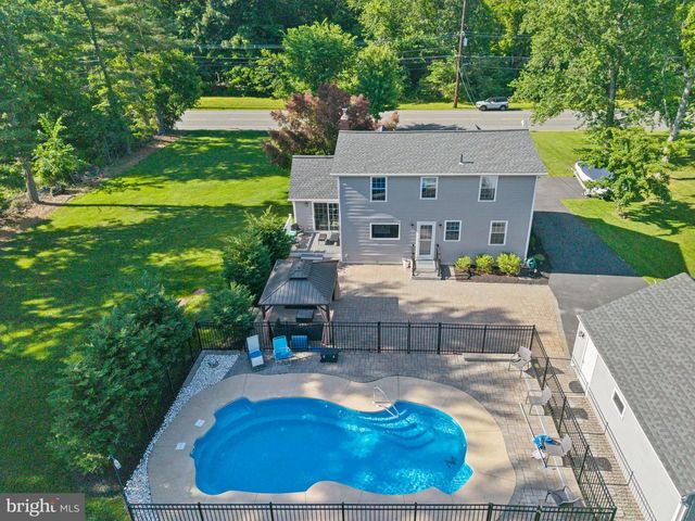 340 WASHINGTON CROSSING PENNINGTON RD, Titusville, NJ 08560