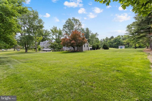 340 WASHINGTON CROSSING PENNINGTON RD, Titusville, NJ 08560