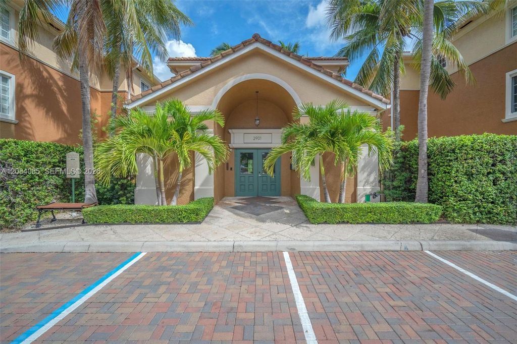 2931 NE 185th Street 1101, Aventura, FL 33180