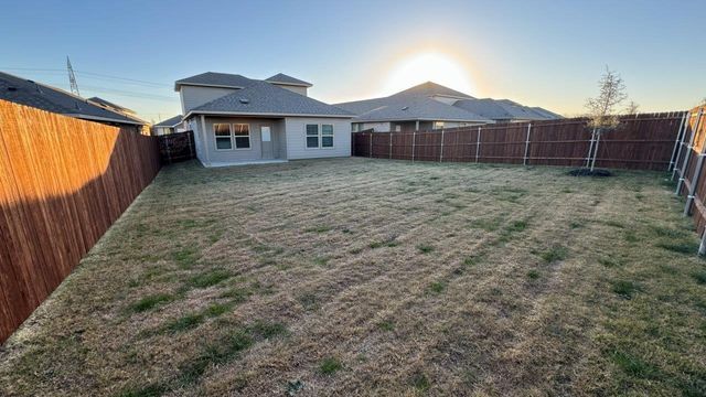 7604 MISTY CREEK Drive, Denton, TX 76249