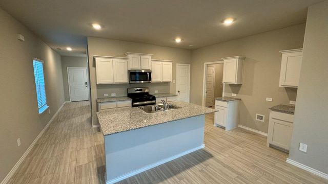 7604 MISTY CREEK Drive, Denton, TX 76249