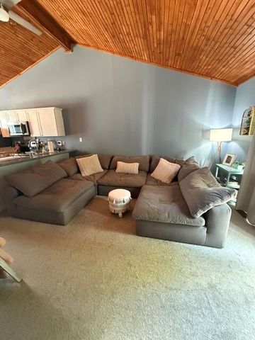 1380 Hartland Woods Way, Lexington, KY 40515