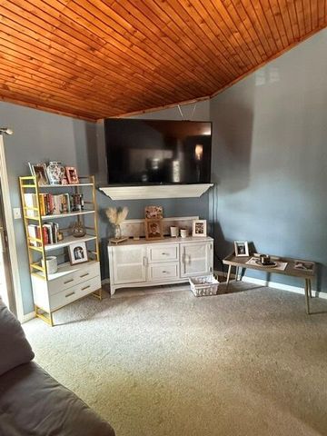 1380 Hartland Woods Way, Lexington, KY 40515