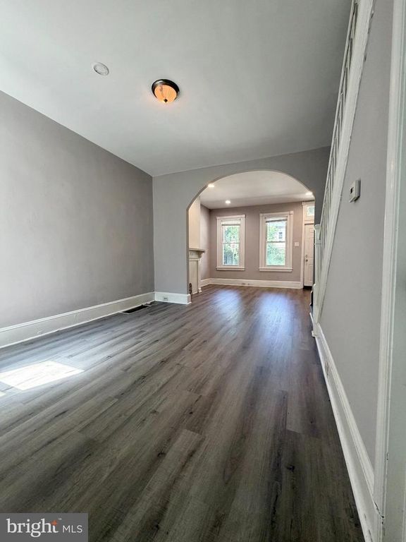 2555 N HOLLYWOOD ST, PHILADELPHIA, PA 19132 — photo 4