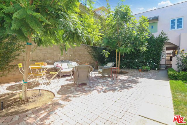 1020 10TH Street A, Santa Monica, CA 90403