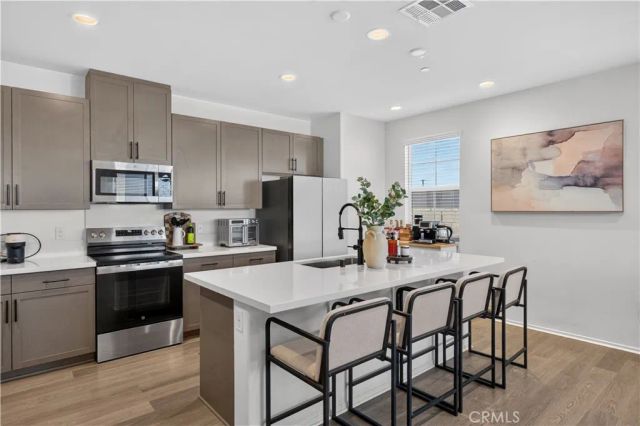 2212 N Baldridge Canyon Court, Highland, CA 92346