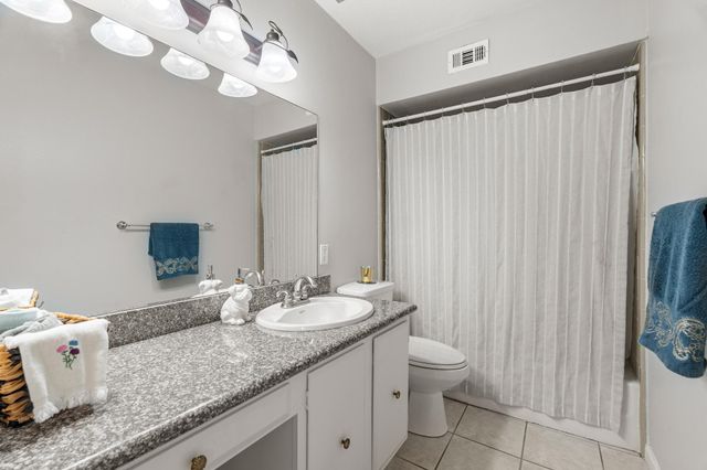 355 N Post Oak Lane 742, Houston, TX 77024