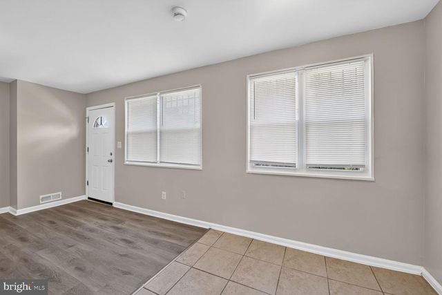 4737 SOUTH CAPITOL TER SW, Washington, DC 20032