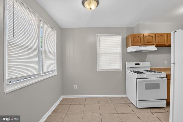 4737 SOUTH CAPITOL TER SW, Washington, DC 20032