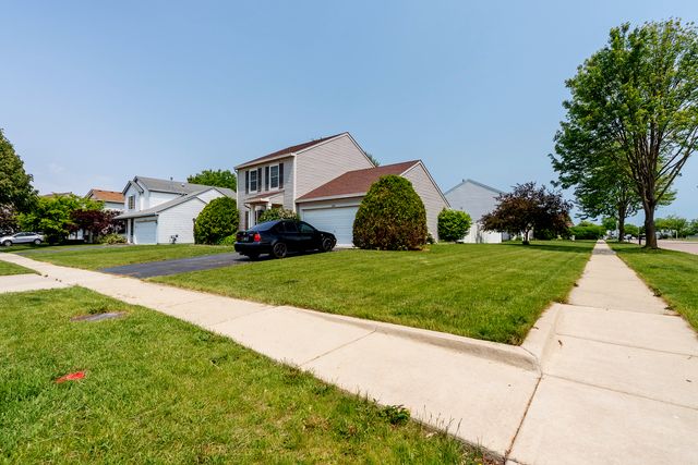 1370 Marleigh Lane, South Elgin, IL 60177