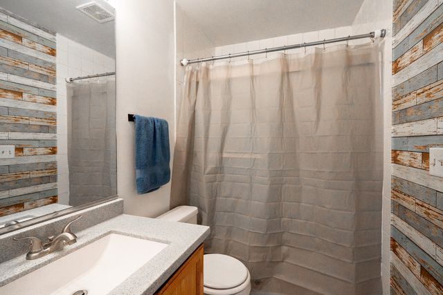 1370 Marleigh Lane, South Elgin, IL 60177