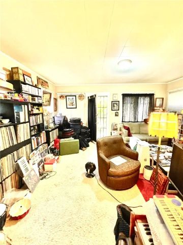 272 Thorne Street, Los Angeles, CA 90042