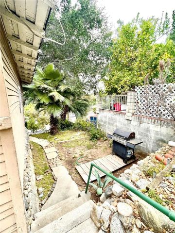 272 Thorne Street, Los Angeles, CA 90042