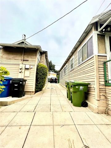 272 Thorne Street, Los Angeles, CA 90042