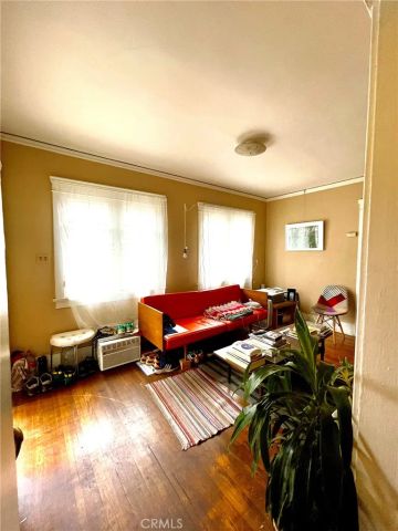 272 Thorne Street, Los Angeles, CA 90042
