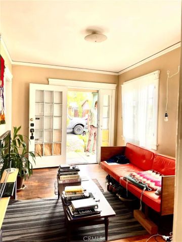 272 Thorne Street, Los Angeles, CA 90042