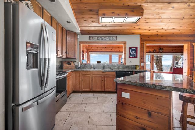 5939 Silver Ridge Ln, Placerville, CA 95667