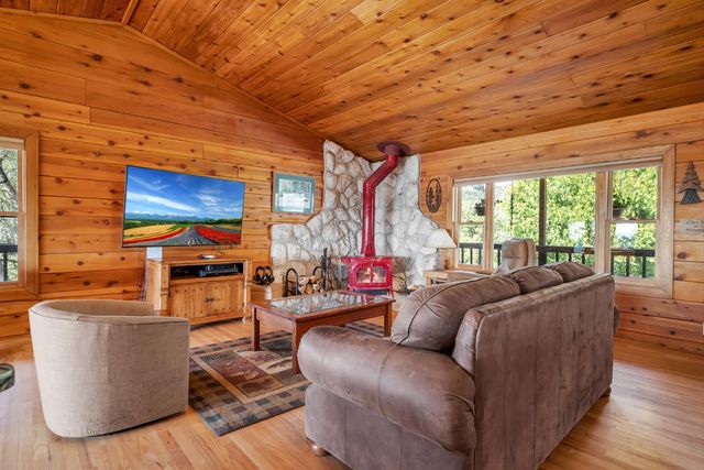 5939 Silver Ridge Ln, Placerville, CA 95667