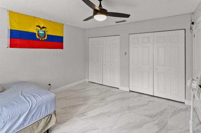 1040 Summit Place Circle A, West Palm Beach, FL 33415