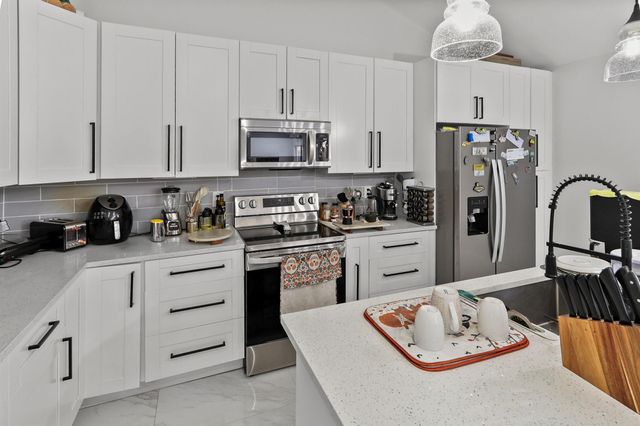 1040 Summit Place Circle A, West Palm Beach, FL 33415