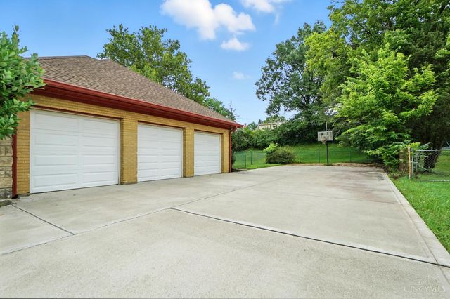 1398 Colonial Drive, Green Twp, OH 45238