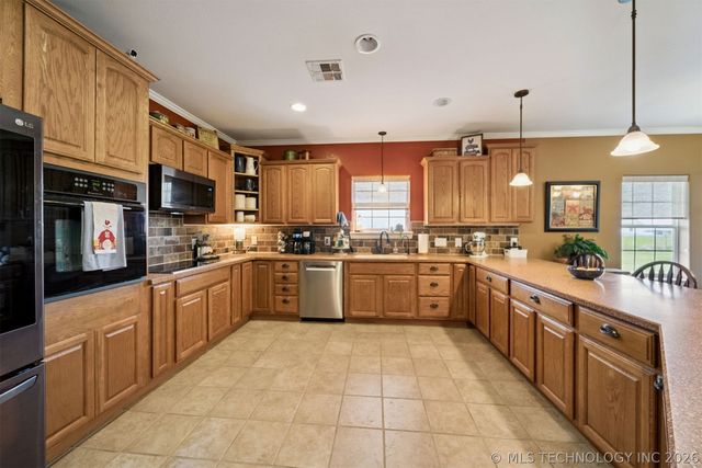 7500 S 4130 Road, Talala, OK 74080