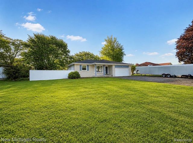 5288 Torrey Road, Mundy, MI 48507