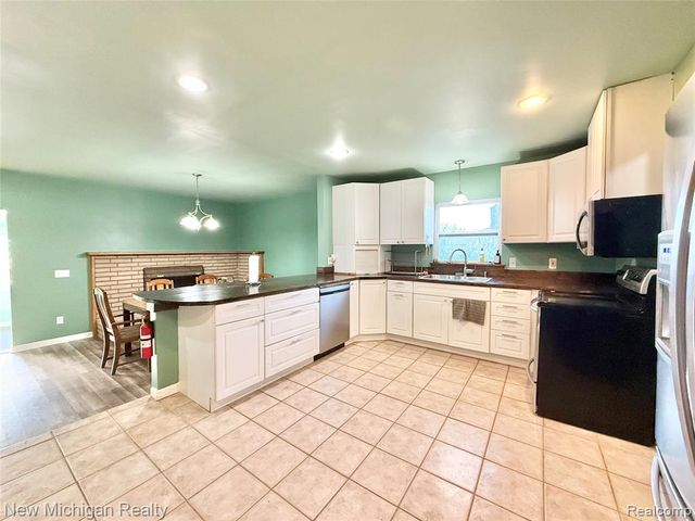 5288 Torrey Road, Mundy, MI 48507