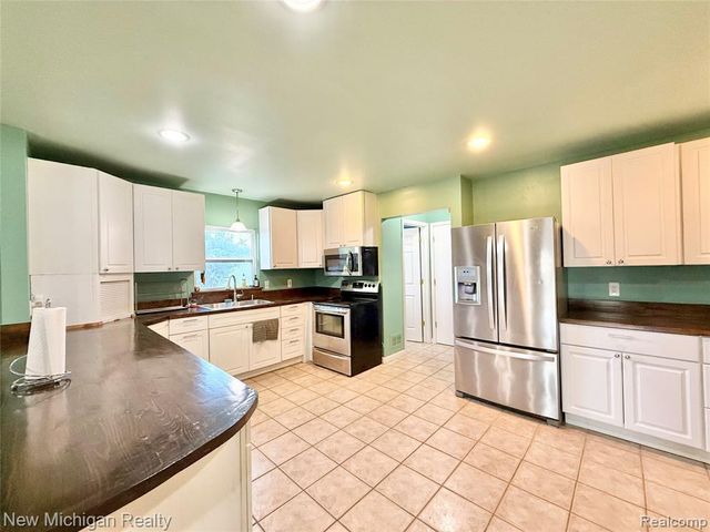 5288 Torrey Road, Mundy, MI 48507