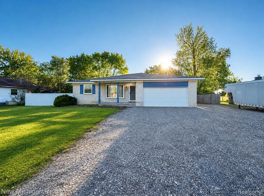 5288 Torrey Road, Mundy, MI 48507