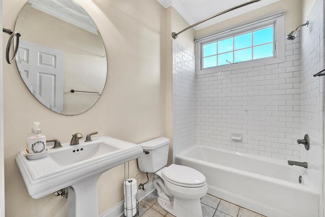 50 Brooke DR, Union Hall, VA 24176