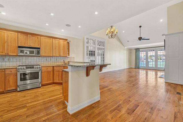 50 Brooke DR, Union Hall, VA 24176