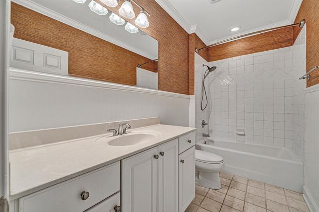 50 Brooke DR, Union Hall, VA 24176