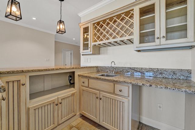 50 Brooke DR, Union Hall, VA 24176