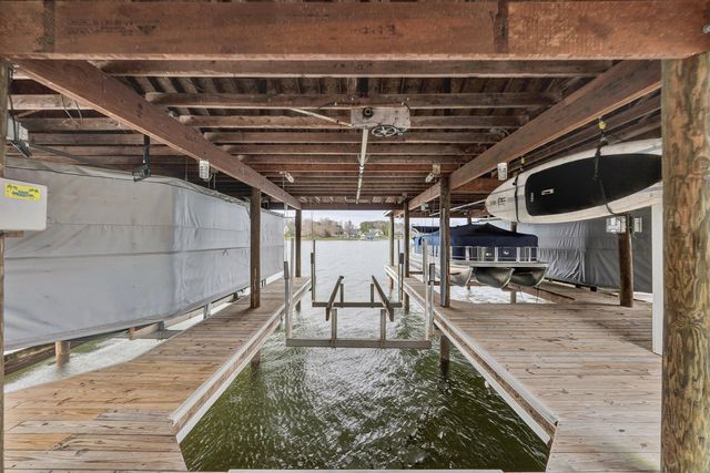 50 Brooke DR, Union Hall, VA 24176