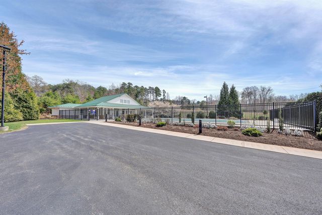 50 Brooke DR, Union Hall, VA 24176