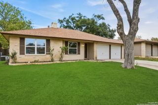 735 Dana Dr, Converse, TX 78109