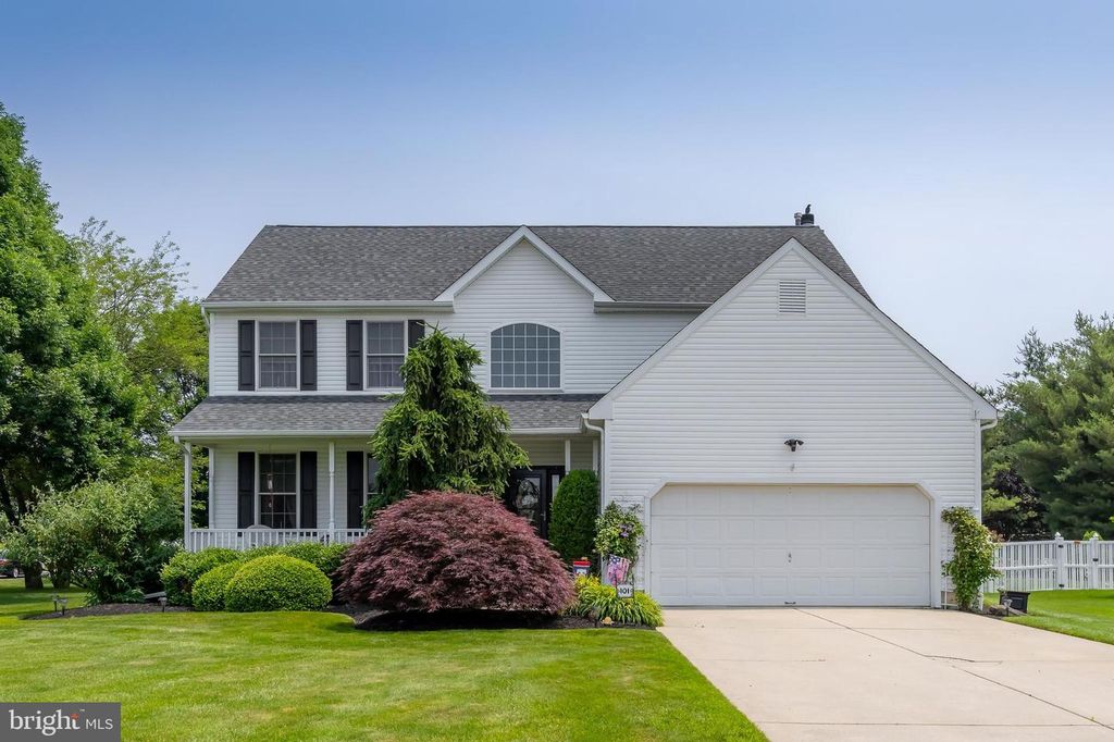 101 ROLLING ACRE DR, Sewell, NJ 08080