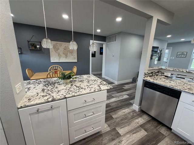 7110 S Gaylord Street L4, Centennial, CO 80122