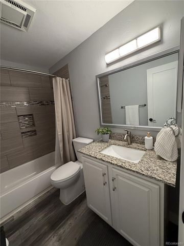 7110 S Gaylord Street L4, Centennial, CO 80122