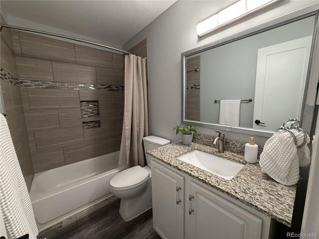 7110 S Gaylord Street L4, Centennial, CO 80122