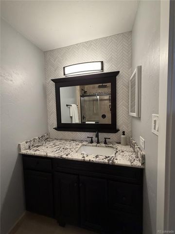 7110 S Gaylord Street L4, Centennial, CO 80122