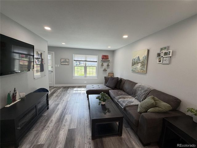 7110 S Gaylord Street L4, Centennial, CO 80122