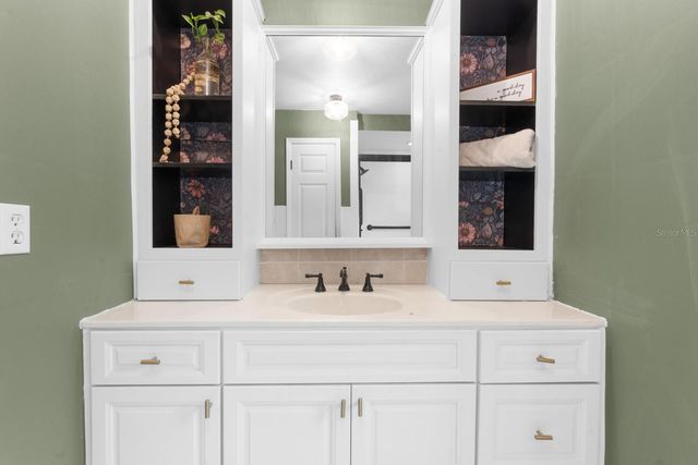 501 ROOKS ROAD, Seffner, FL 33584