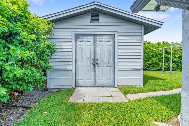 501 ROOKS ROAD, Seffner, FL 33584