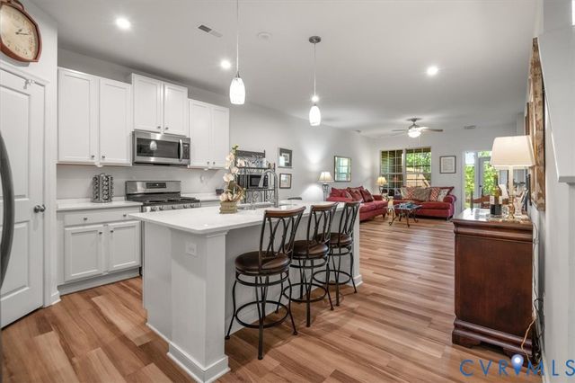 1433 Avondale Woods Dr, Chesterfield, VA 23235
