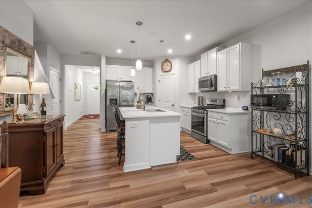 1433 Avondale Woods Dr, Chesterfield, VA 23235
