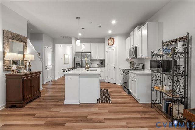 1433 Avondale Woods Dr, Chesterfield, VA 23235