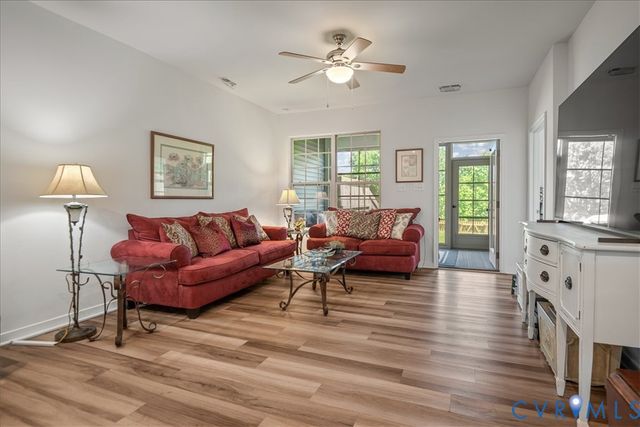 1433 Avondale Woods Dr, Chesterfield, VA 23235